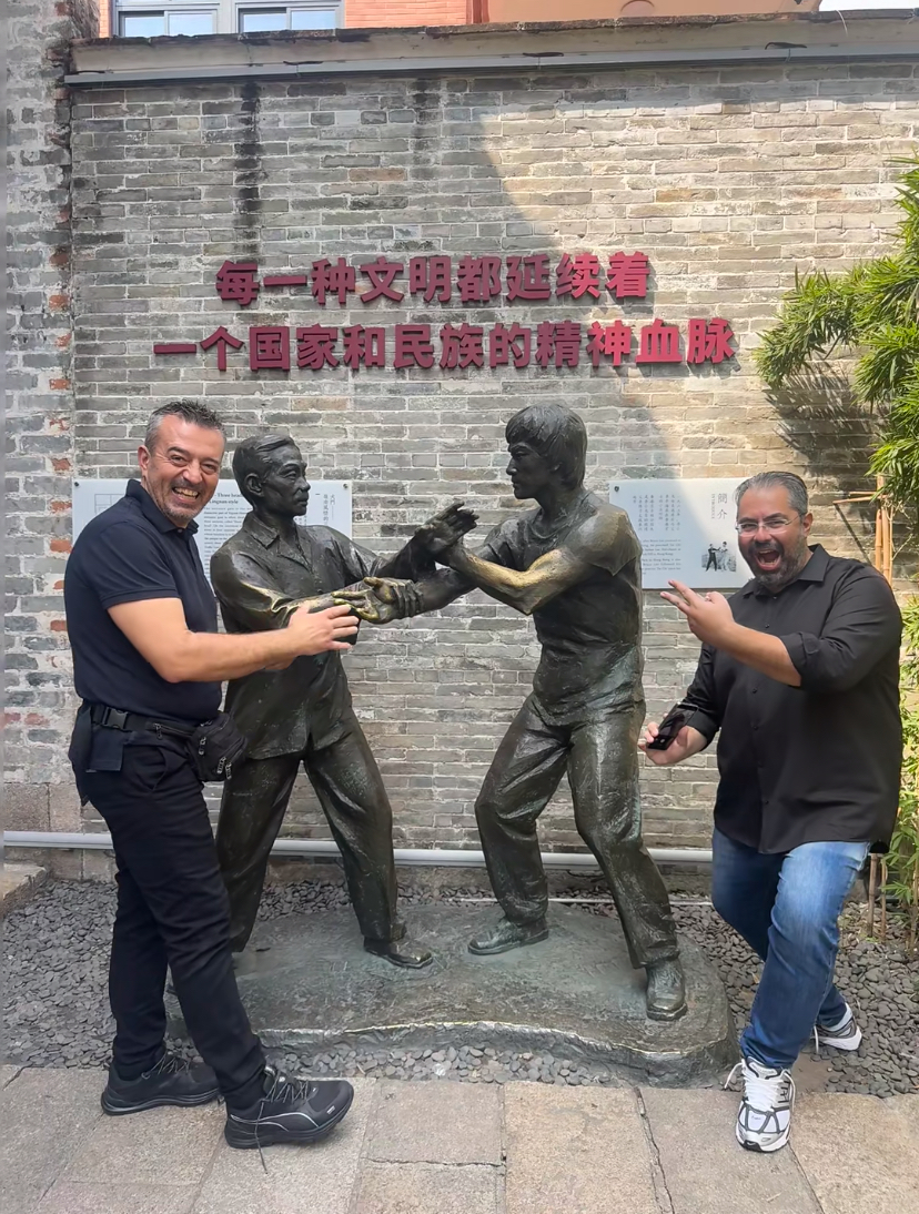 Clients at iconic Guangzhou sites