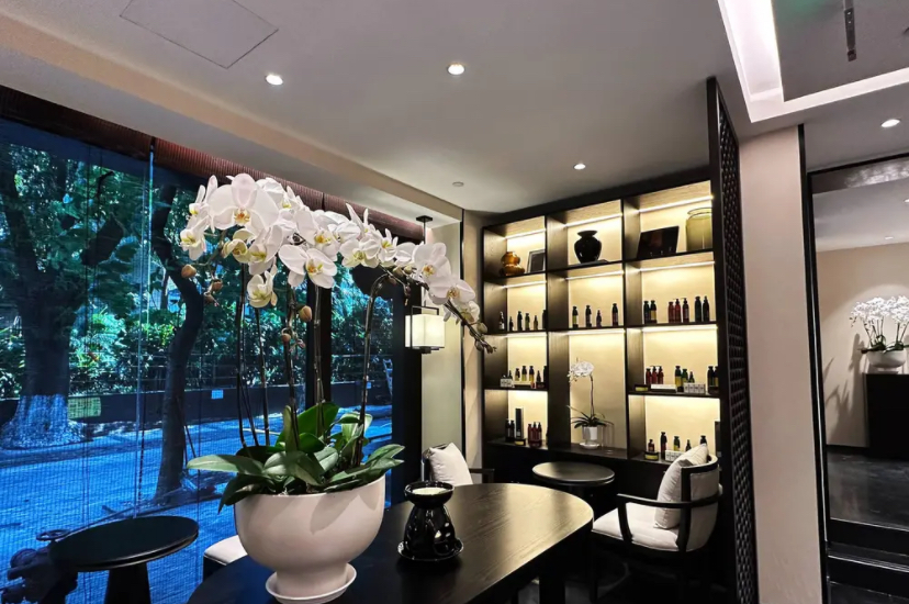 Calm massage room ready for a Chinese therapy session