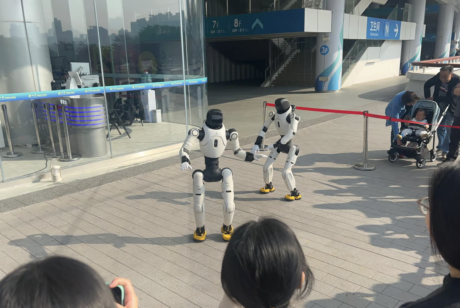 Modern AI technology experience in Guangzhou